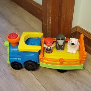 Fisher-Price Little People Choo-Choo Zoo Train with Music and Sounds